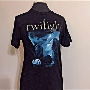 ISO Twilight Saga Edward and Bella Tee Shirt!